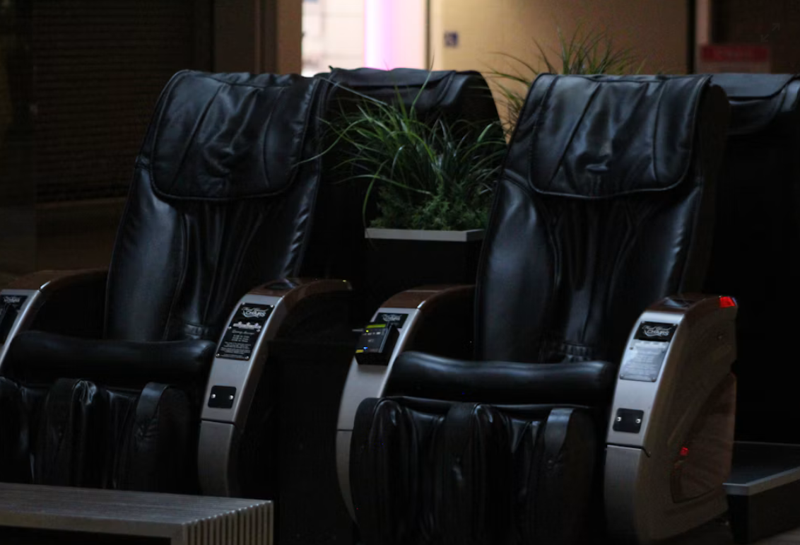chair 